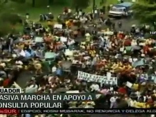 Masiva marcha en Ecuador, en apoyo a Consulta Popular