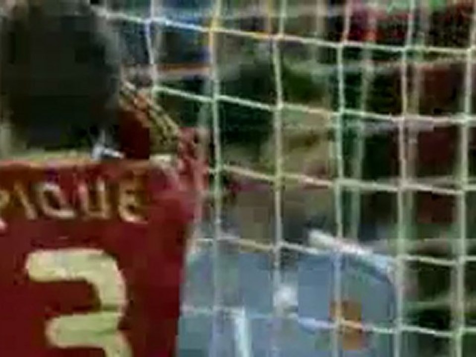USA BEATS #1 SPAIN