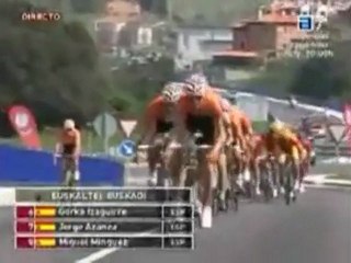 Final kilometers - Stage 1 - Vuelta a Asturias 2010
