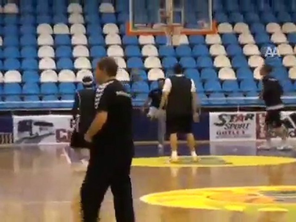 BASKETBOLDA KUPA SAHİBİNİ BULUYOR