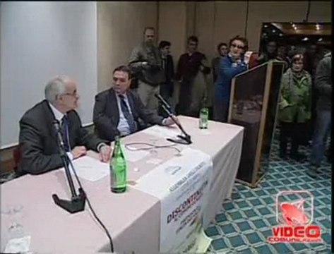 Napoli - De Magistris si candida a Sindaco