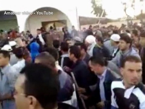 Gadafi lanza una ofensiva en el oeste de Libia