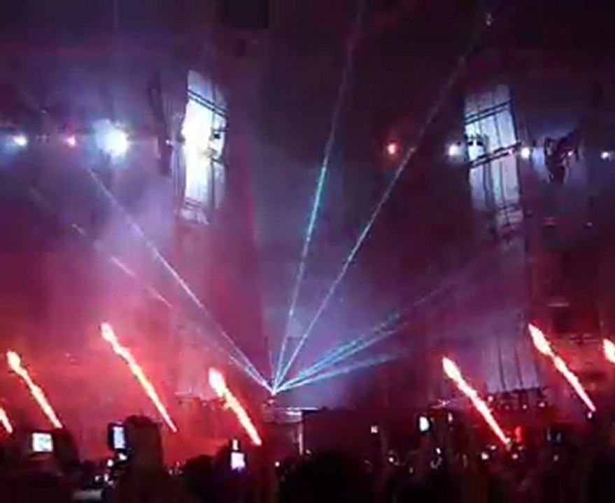 Intro team red hardbass 2011