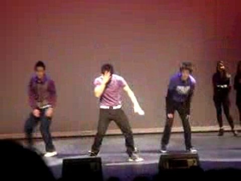 East2West : Destination Korea DBSK - Purple Line