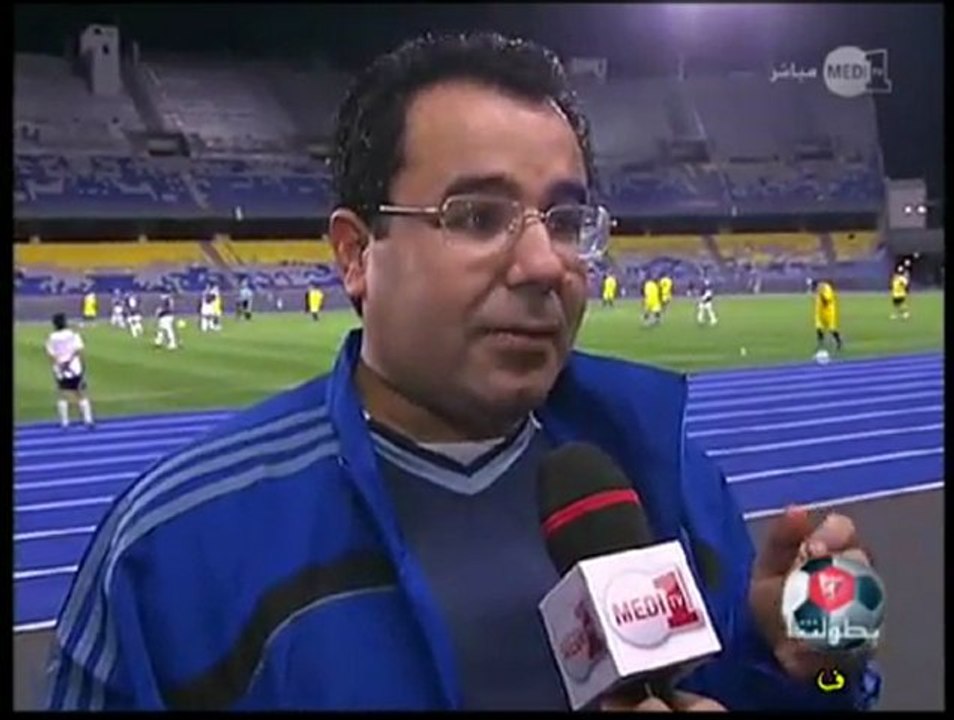 وزراء مغاربة يلعبون في ملعب طنجة الدولي الجديد