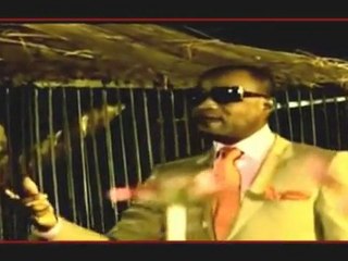 AFROMUSICA - Koffi Olomide - L'Amour N'existe Pas