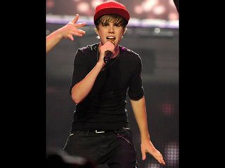 Justin Bieber Never Say Never FULL MOVIE DIVX PART 1