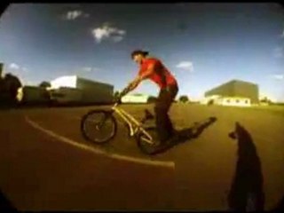 Give it up for Simon O'Brian - Flatland BMX