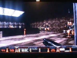 Vidéo-test Duke Nukem fini !