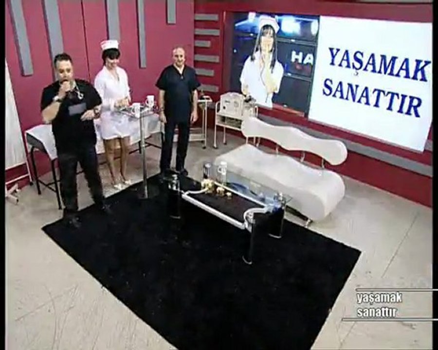 MERAL  KONRAT  DJUFUKTAN TÜRKÜM  DOGRUYUM MERAL KONRAT TIKLA