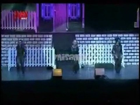 Grup Hepsi - İyisin (Kuruçeşme Arena Konseri)