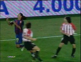 Ronaldinho. Wow! The stuff this guy can do...