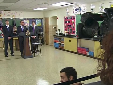 Obama eyes tax hikes, spending cuts to curb deficit