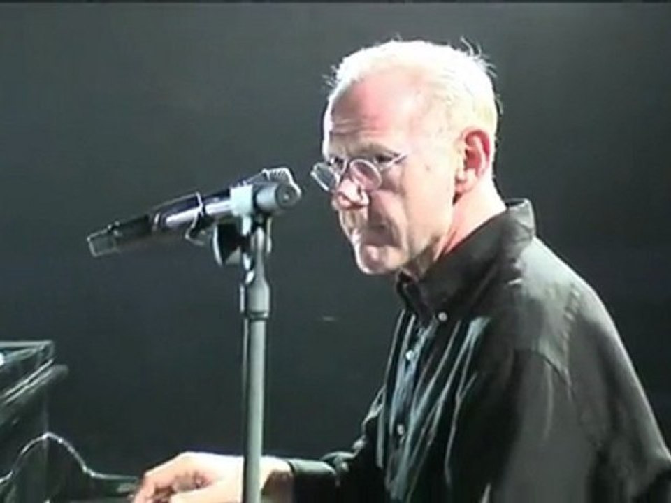 Centre ville - William Sheller (Spectacle 2006 - Extrait du film officiel)