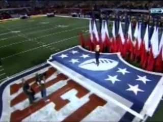 Superbowl 45-2011-Cristina Aguilera Olvida Estrofa Completa