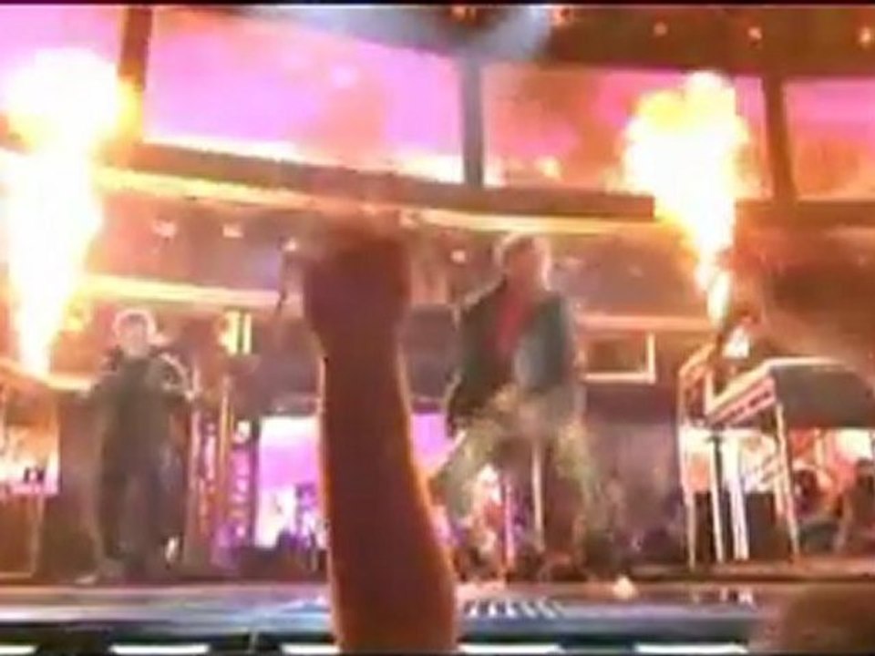 Justin Bieber , Usher & Jaden  en los premios Grammys 2011