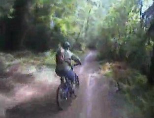 Dirtdiver rides UCSC Mailbox on a wet day!