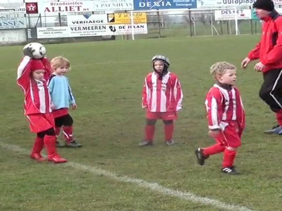 voetbalmatch tibe deel 5
