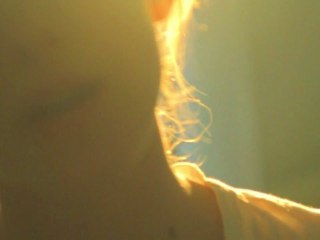 Mélanie Laurent - En t'attendant (Clip)