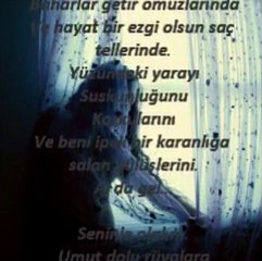 Kahraman TAZEOĞLU"esmer gülüş"