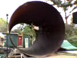 Bob Burnquist going round a fullpipe