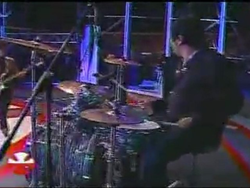 LOS BUNKERS TELETON 2010 - quien fuera