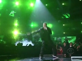 Download Video: Eminem, Dr. Dre, Rihanna & Skylar Grey - Medley Live Grammy