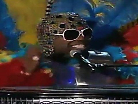 Lady Gaga Arrives in Egg - Grammy Highlights - The Toast