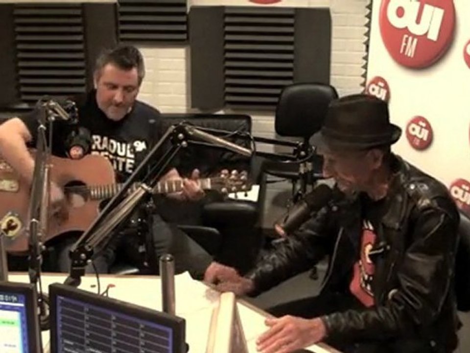 Raoul Petite - David Bowie Cover - Session Acoustique OÜI FM