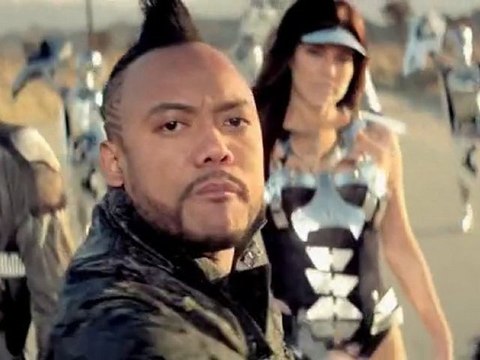 Black Eyed Peas - Imma Be Rocking That Body. 2010 (HD)