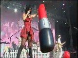 Katy Perry - I Kissed A Girl (Live At T In ThePark 2009)
