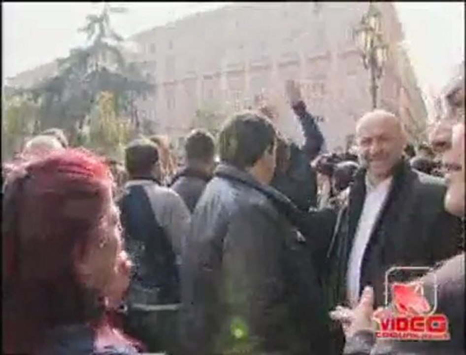 Napoli - Protesta contro la chiusura dell'ospedale