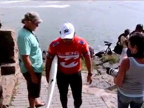 2009 Billabong Pro Mundaka Round 1 Highlights