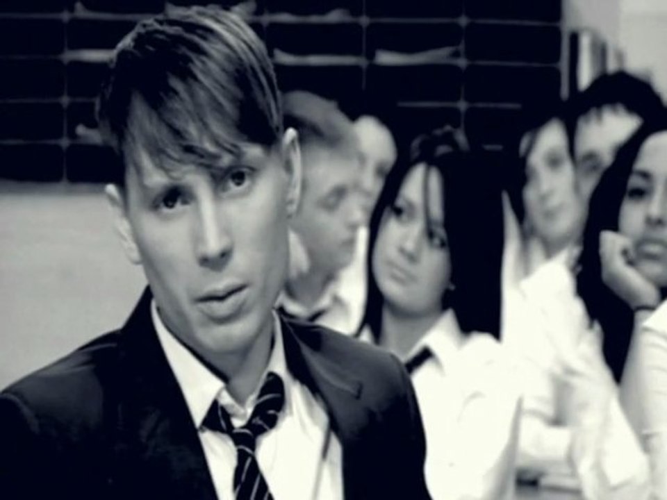 FRANZ FERDINAND "Matinee" (2004)