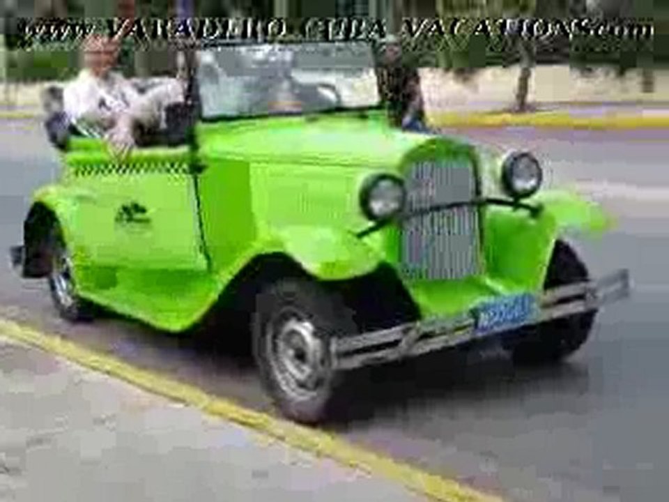 Varadero Old Car