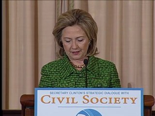 Clinton: "les Etats-Unis soutiennent le changement démocratique"