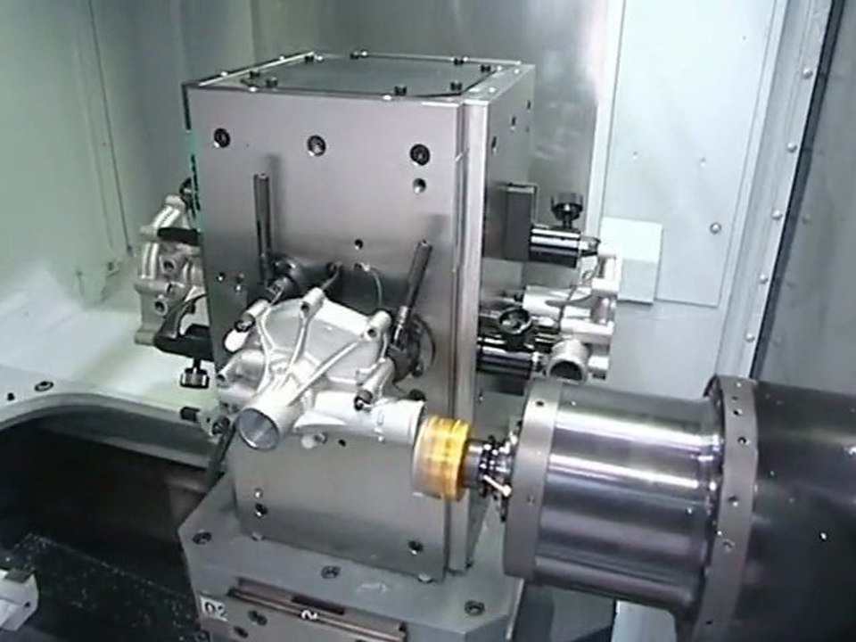 (German)The NH5000 DCG, the fastest machine in the class