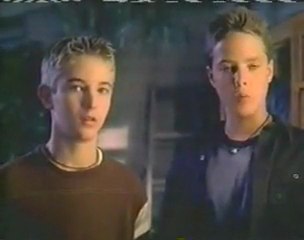 Michael Welch en un comercial de Capitan Crunch