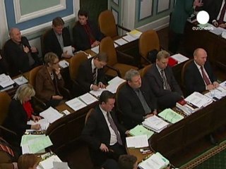 İzlanda parlamentosu 'Icesave yasası'nı onayladı