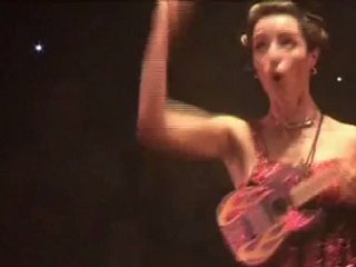 AMY GORDON-comedy-presents Art agency Valentino