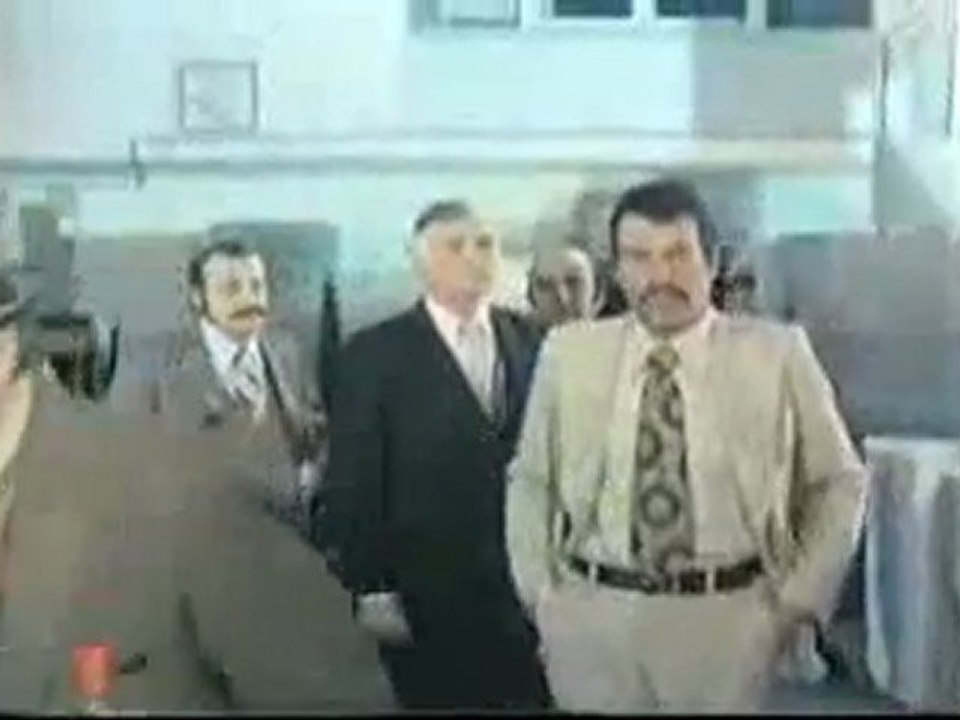 Yıkılmayan Adam 1977 Fragman