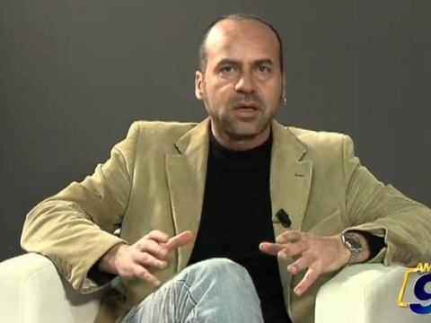 QUALCOSA IN COMUNE | Ospite: Michele Rizzi