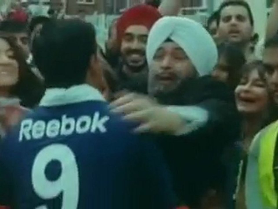 FilmyRules.Com - Patiala House (2011) DvdScr Pt 7