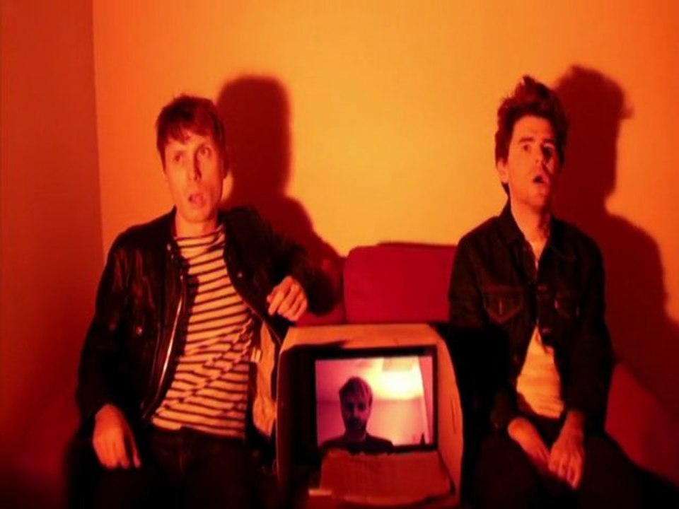 FRANZ FERDINAND " No You Girls" (Band Version) (2009)