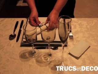 Comment dresser une table par TrucsetDeco.com