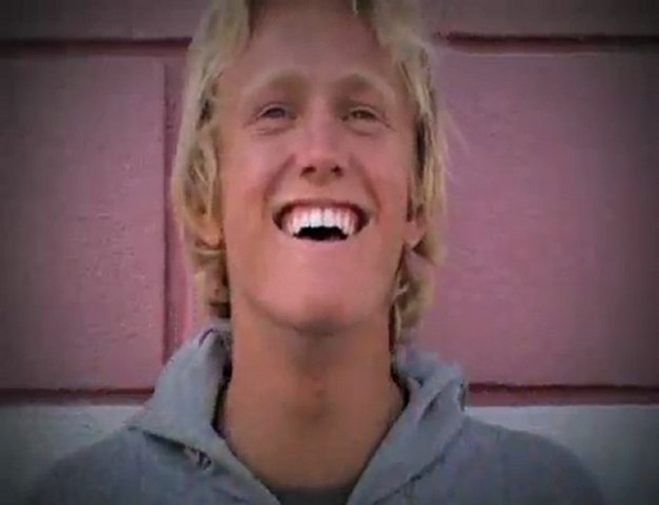 The Pursuit Trailer # 3 Surf