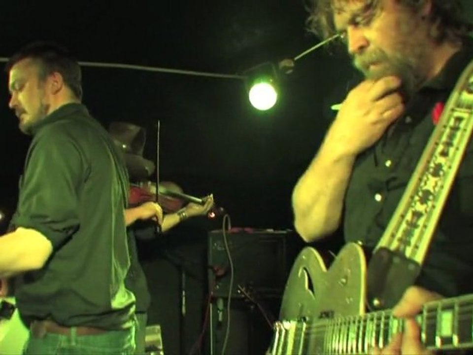 LIVEQUEST, episode #19 (Billy Gaz Station, Kill Devil Hills)