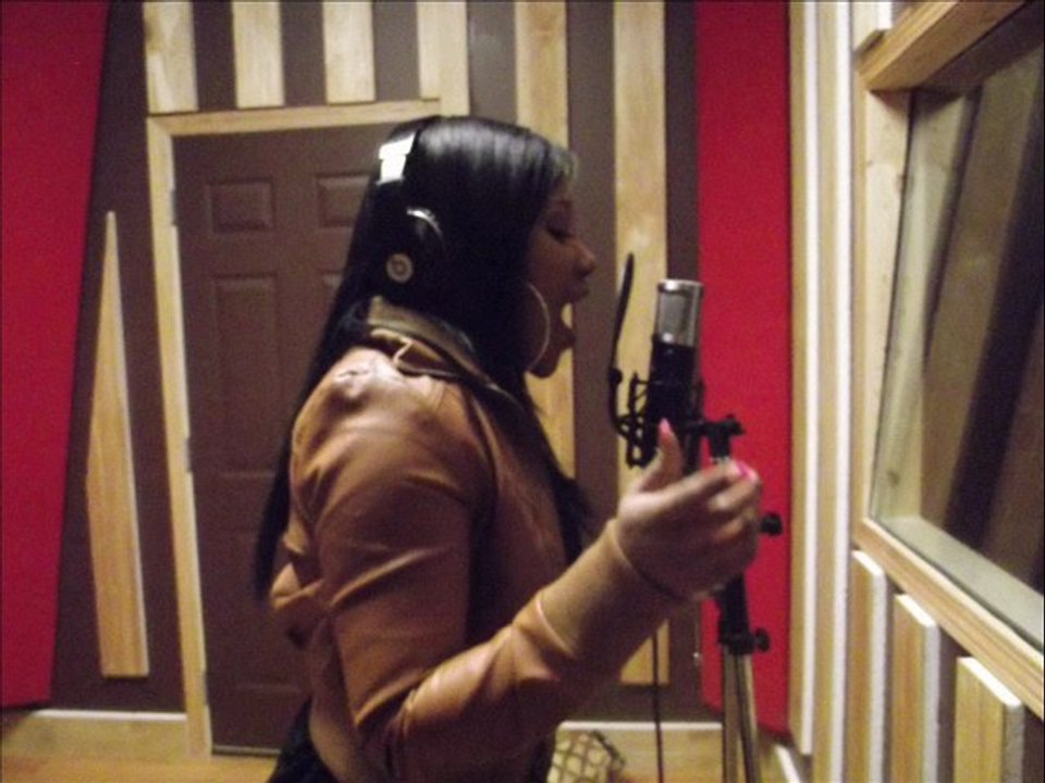 Onica feat Bone Crusher - "Swag den burr"