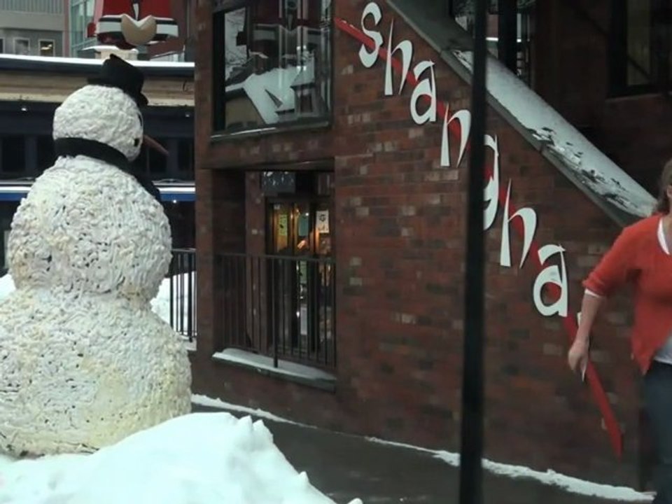 Le bonhomme de neige qui fait peur
