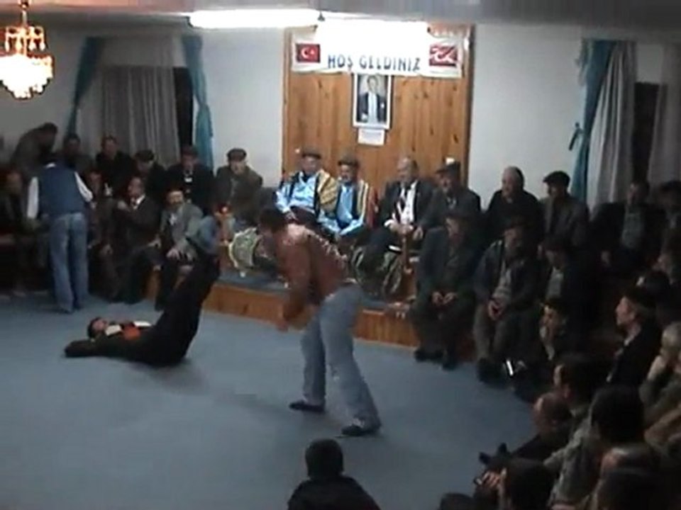 Gölezkayı Köyü Yaran 2010 Tura Oyunu 2